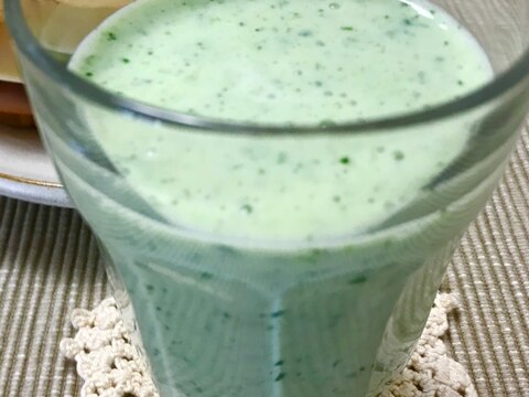 鉄分補給に 小松菜バナナ豆乳スムージー レシピ 作り方 By Nini 楽天レシピ